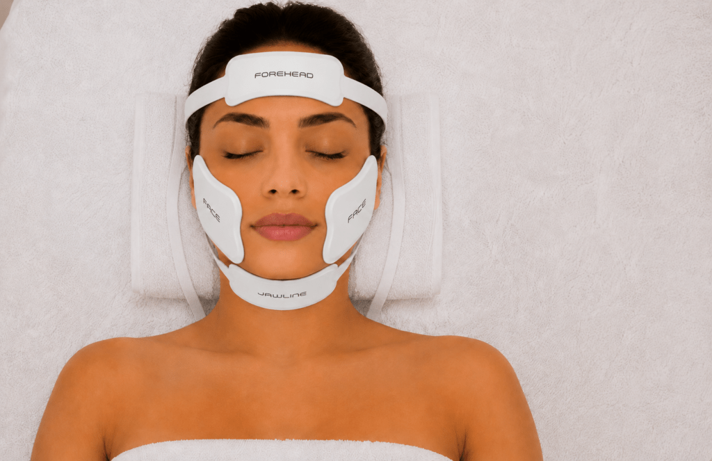 WA Face professional facial treatment system for aesthetic clinics, in use during a professional treatment